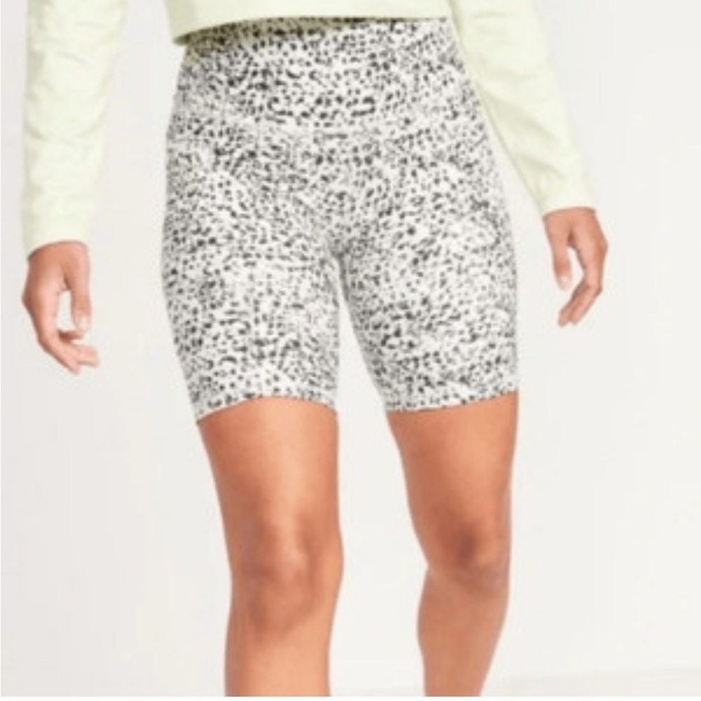 ✨3/$20✨ Old Navy High-Waisted PowerSoft Biker Shorts